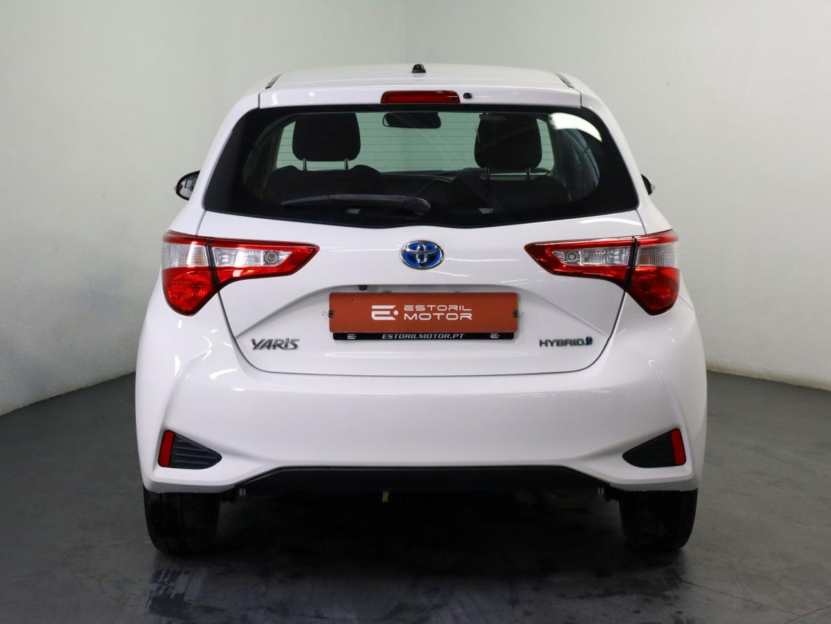 toyota-yaris-2020-hibrido-a-gasolina-1497cc