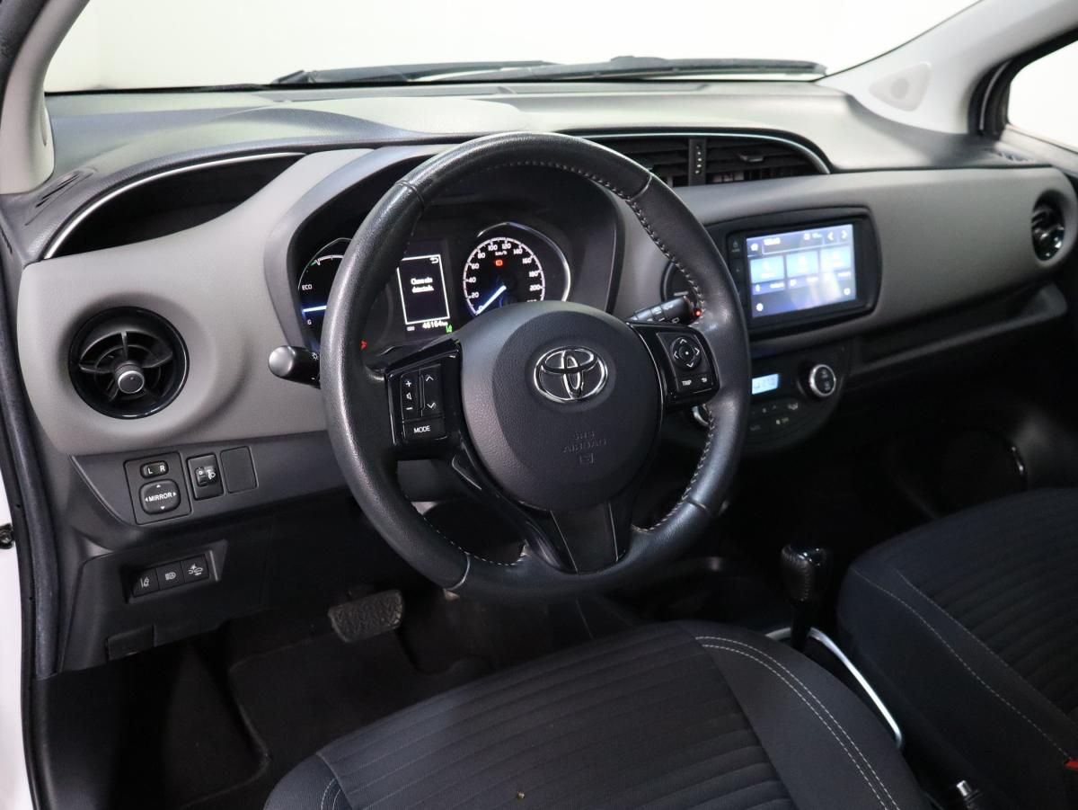 toyota-yaris-2020-hibrido-a-gasolina-1497cc