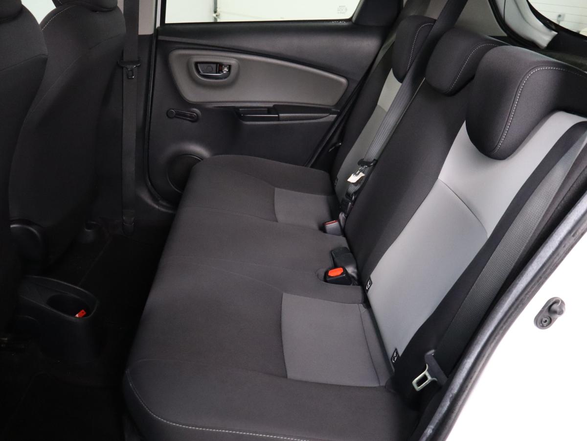 toyota-yaris-2020-hibrido-a-gasolina-1497cc