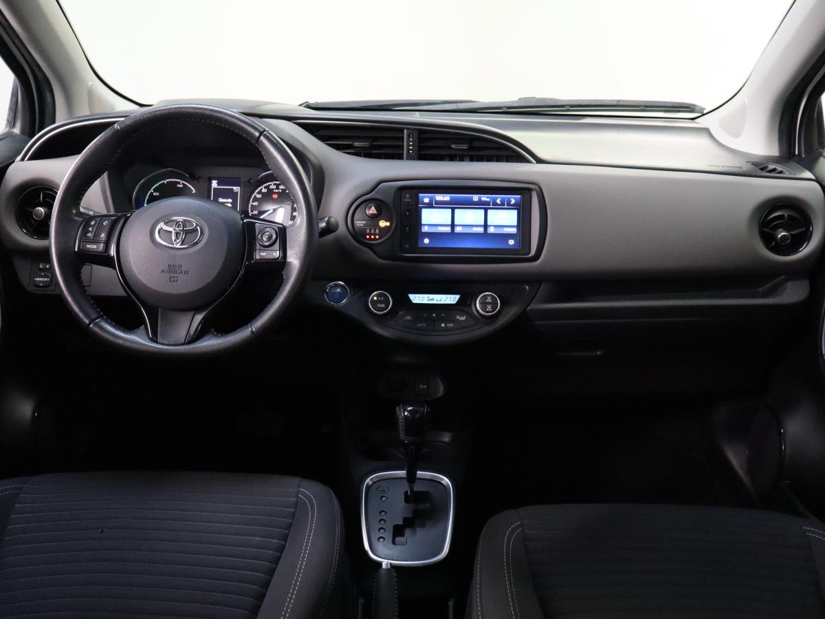 toyota-yaris-2020-hibrido-a-gasolina-1497cc