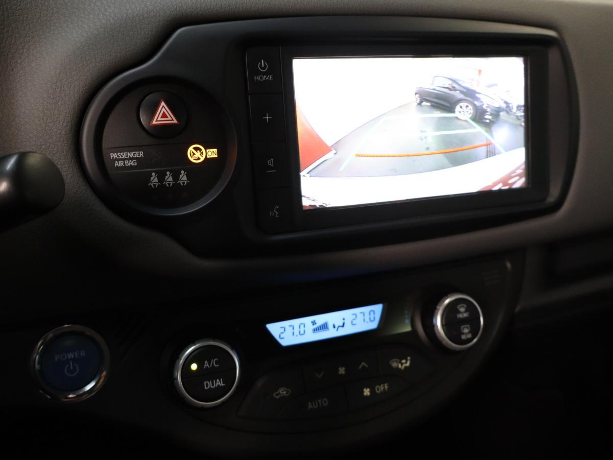 toyota-yaris-2020-hibrido-a-gasolina-1497cc