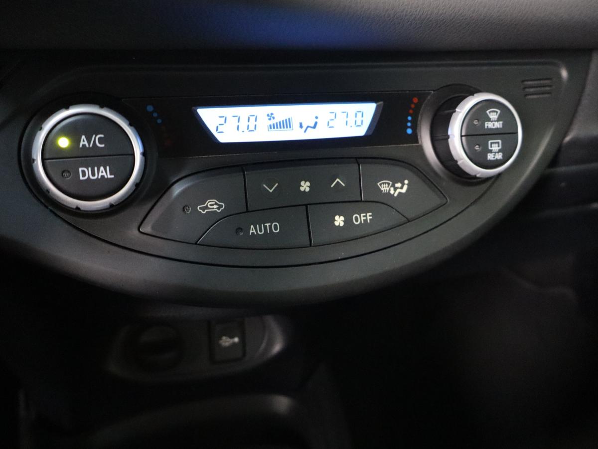 toyota-yaris-2020-hibrido-a-gasolina-1497cc