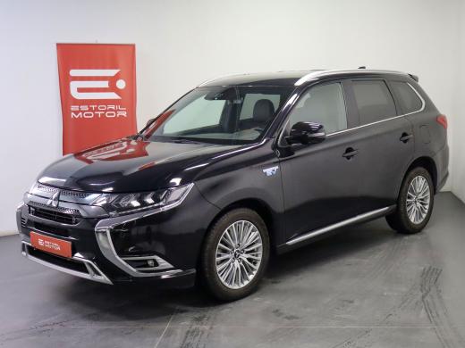 mitsubishi-outlander-2021-hibrido-a-gasolina-2360cc