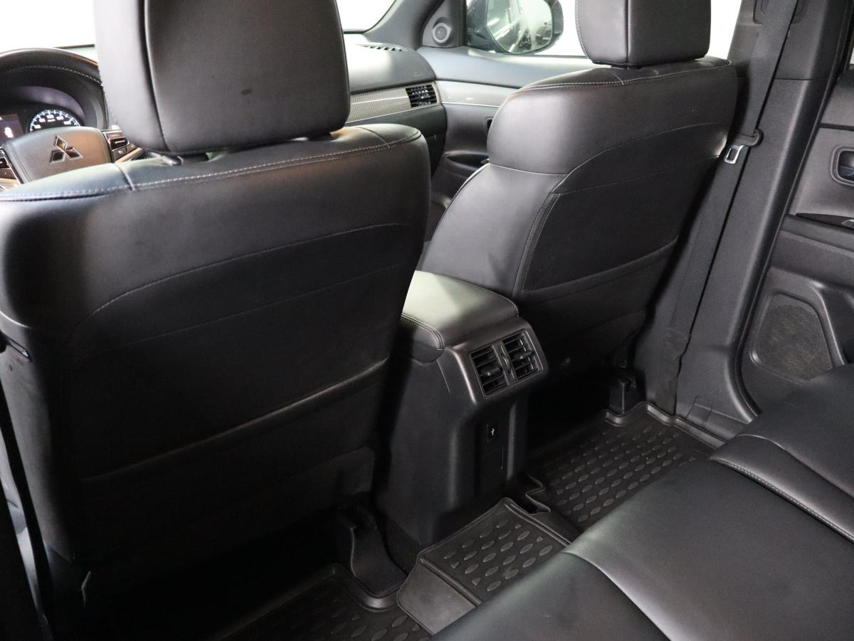 mitsubishi-outlander-2021-hibrido-a-gasolina-2360cc