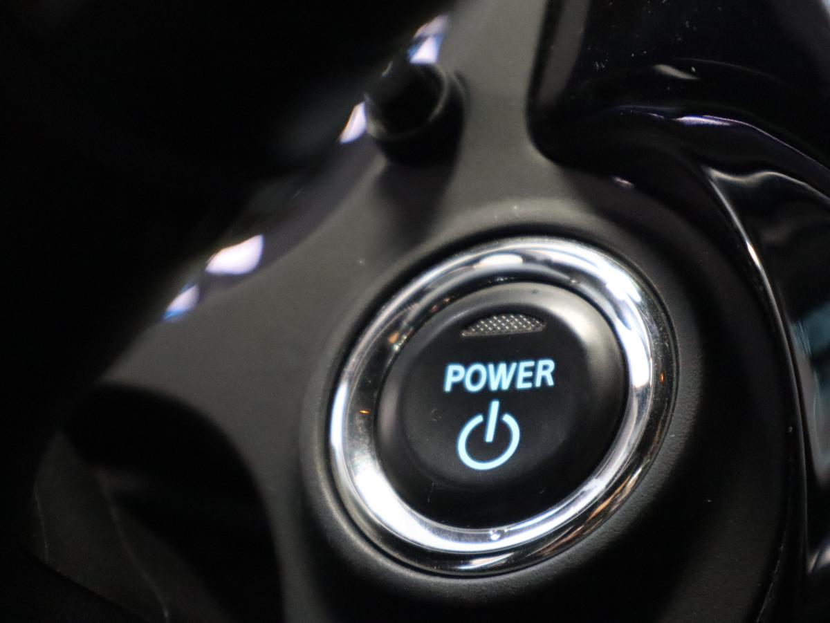 mitsubishi-outlander-2021-hibrido-a-gasolina-2360cc