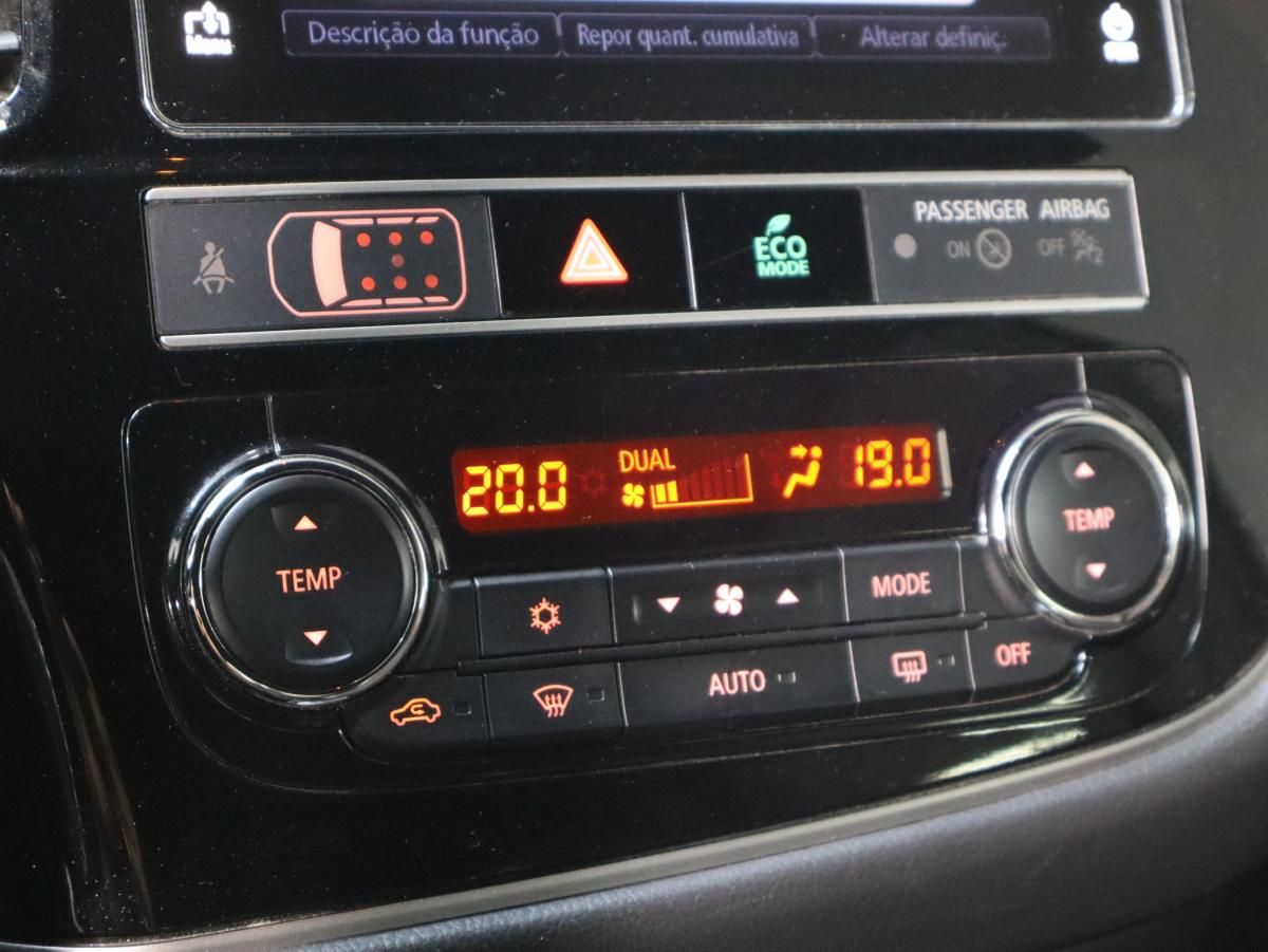 mitsubishi-outlander-2021-hibrido-a-gasolina-2360cc