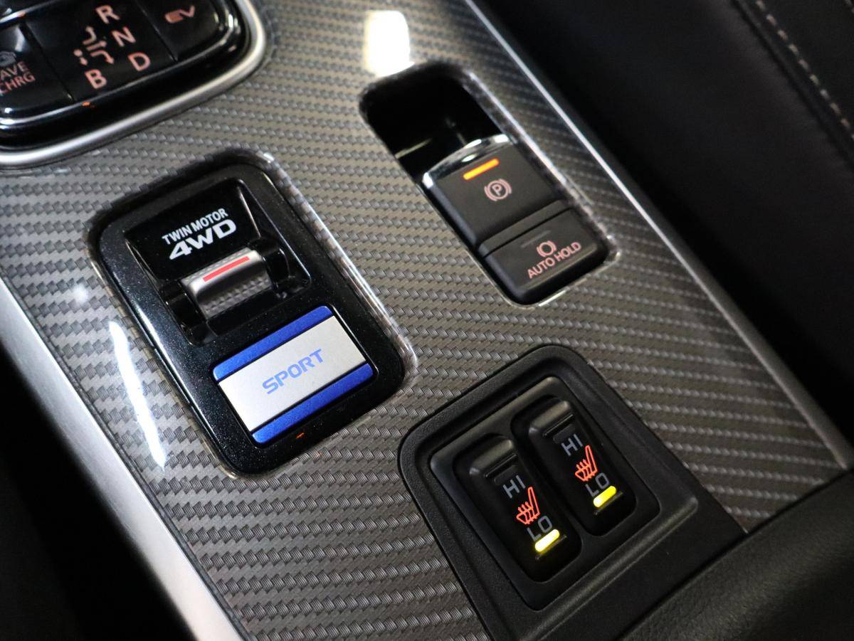 mitsubishi-outlander-2021-hibrido-a-gasolina-2360cc