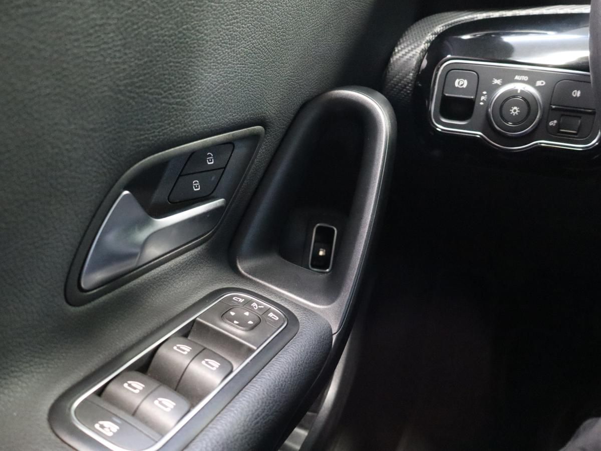 mercedes-benz-classe-a-2021-hibrido-a-gasolina-1332cc