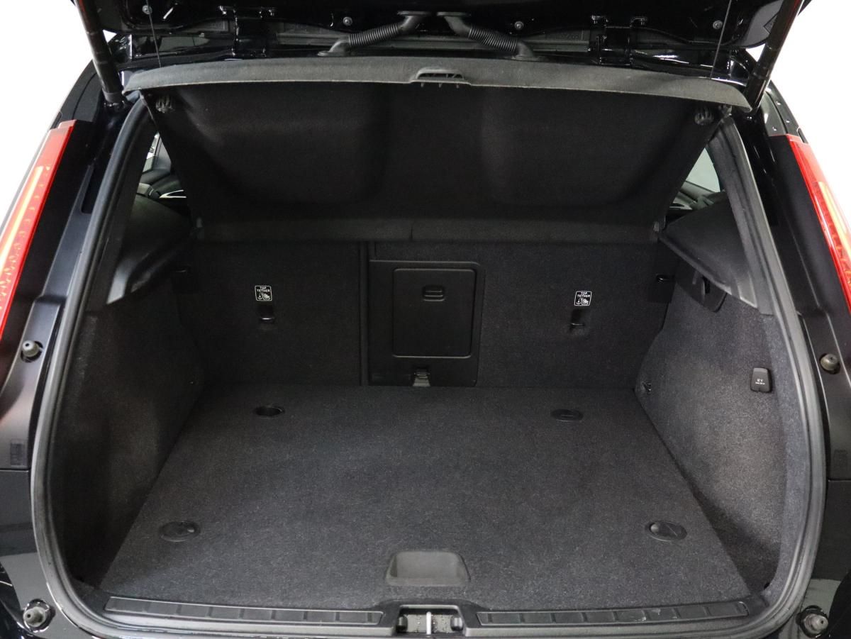 volvo-xc40-2022-hibrido-a-gasolina-1477cc