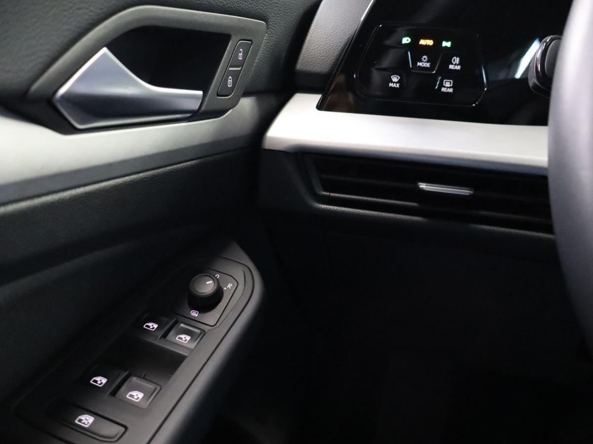 volkswagen-golf-2024-gasolina-1498cc