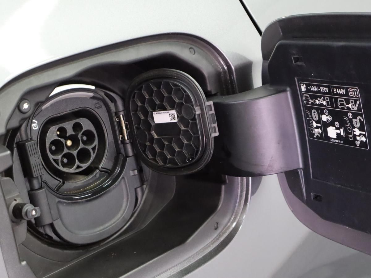 mercedes-benz-classe-a-2021-hibrido-a-gasolina-1332cc