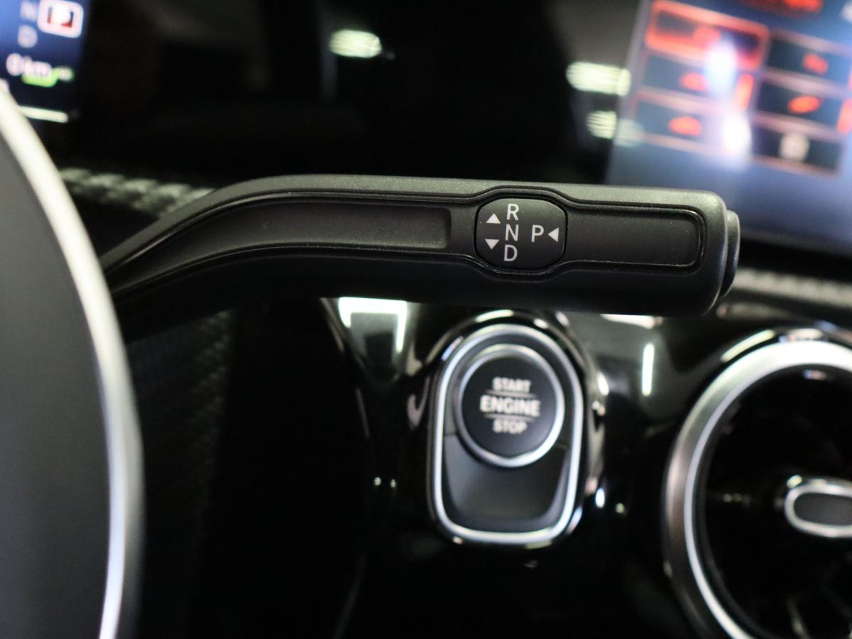 mercedes-benz-classe-a-2021-hibrido-a-gasolina-1332cc