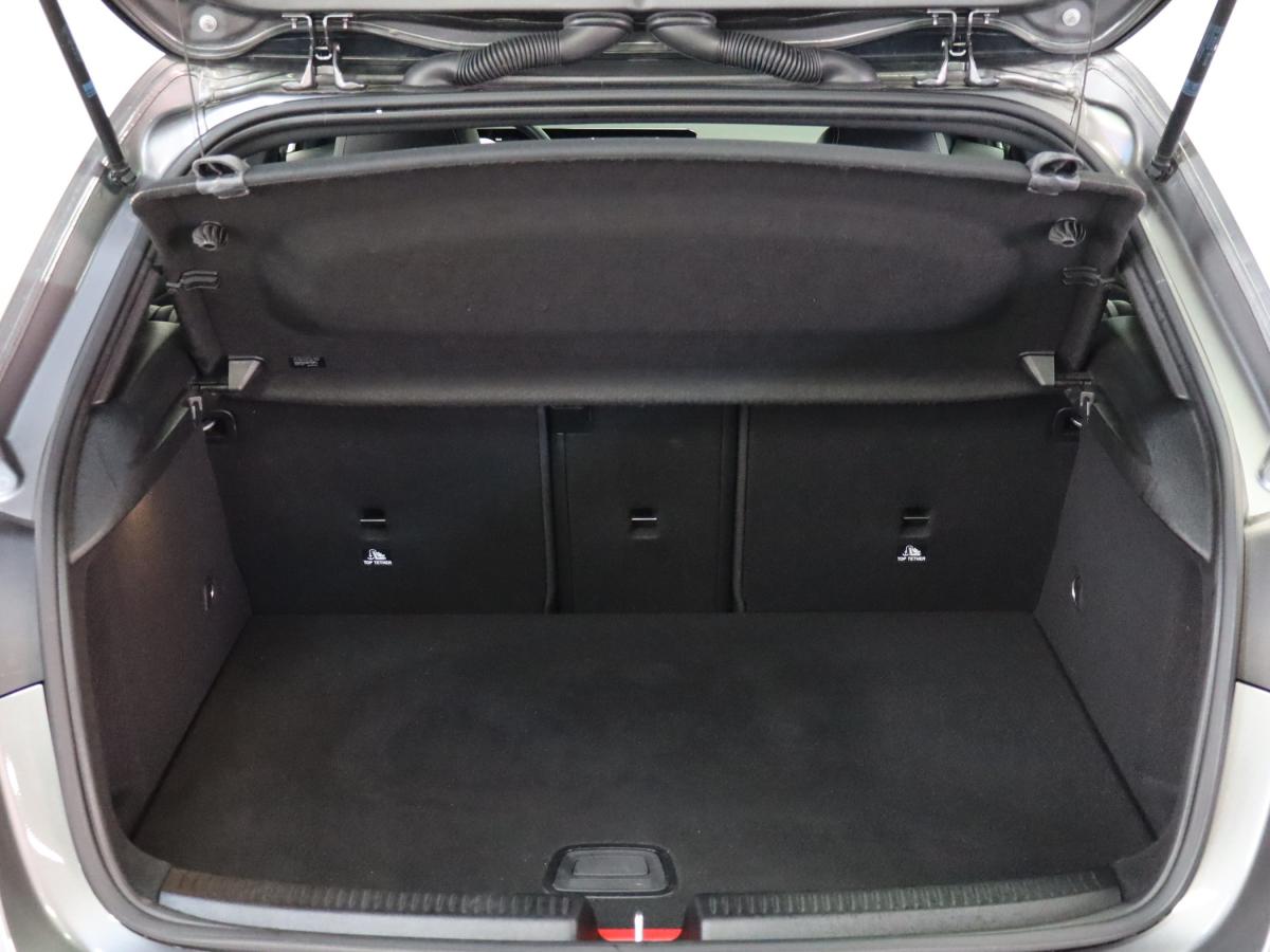 mercedes-benz-classe-a-2021-hibrido-a-gasolina-1332cc