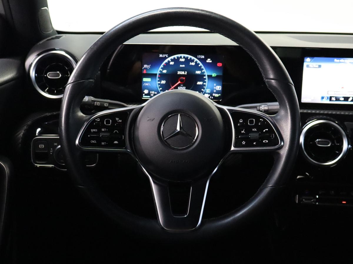 mercedes-benz-classe-a-2022-hibrido-a-gasolina-1332cc