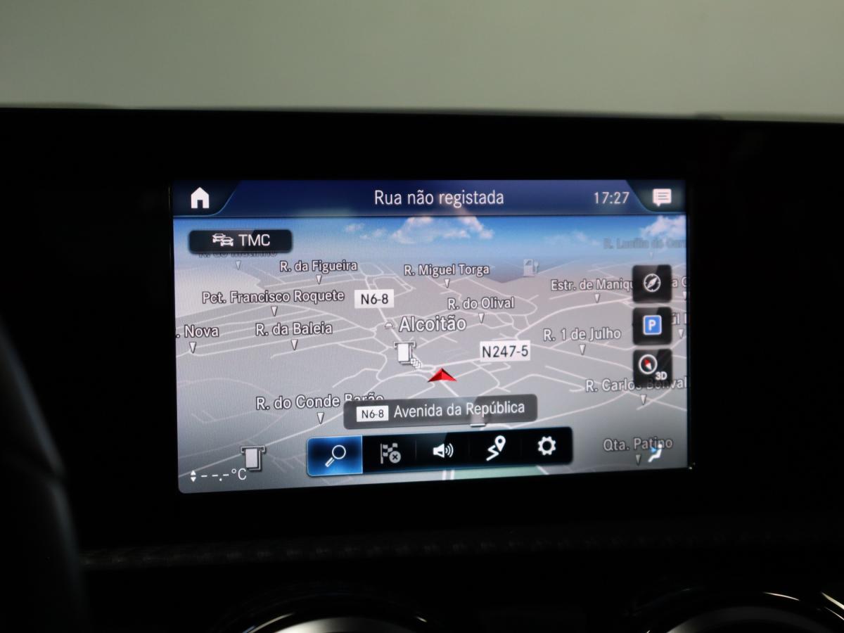 mercedes-benz-classe-a-2022-hibrido-a-gasolina-1332cc