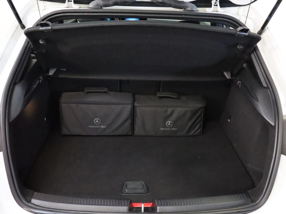 mercedes-benz-classe-a-2022-hibrido-a-gasolina-1332cc