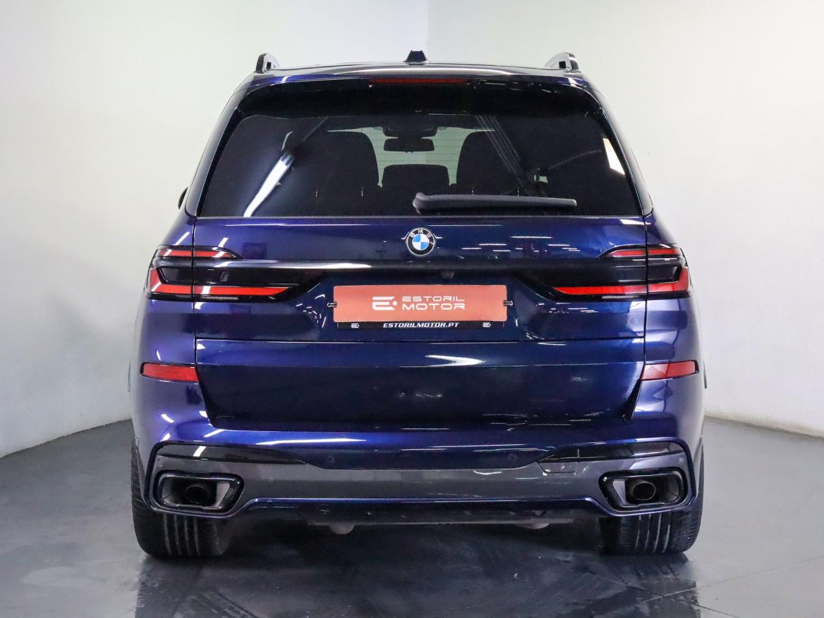 bmw-x7-2023-diesel-2993cc
