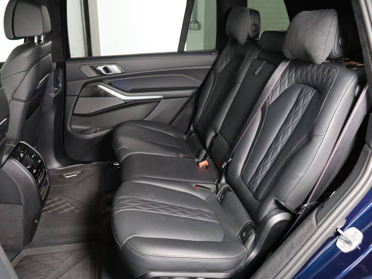 bmw-x7-2023-diesel-2993cc