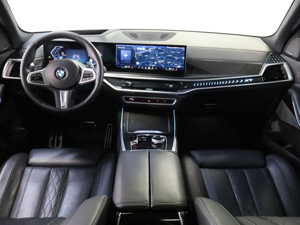 bmw-x7-2023-diesel-2993cc