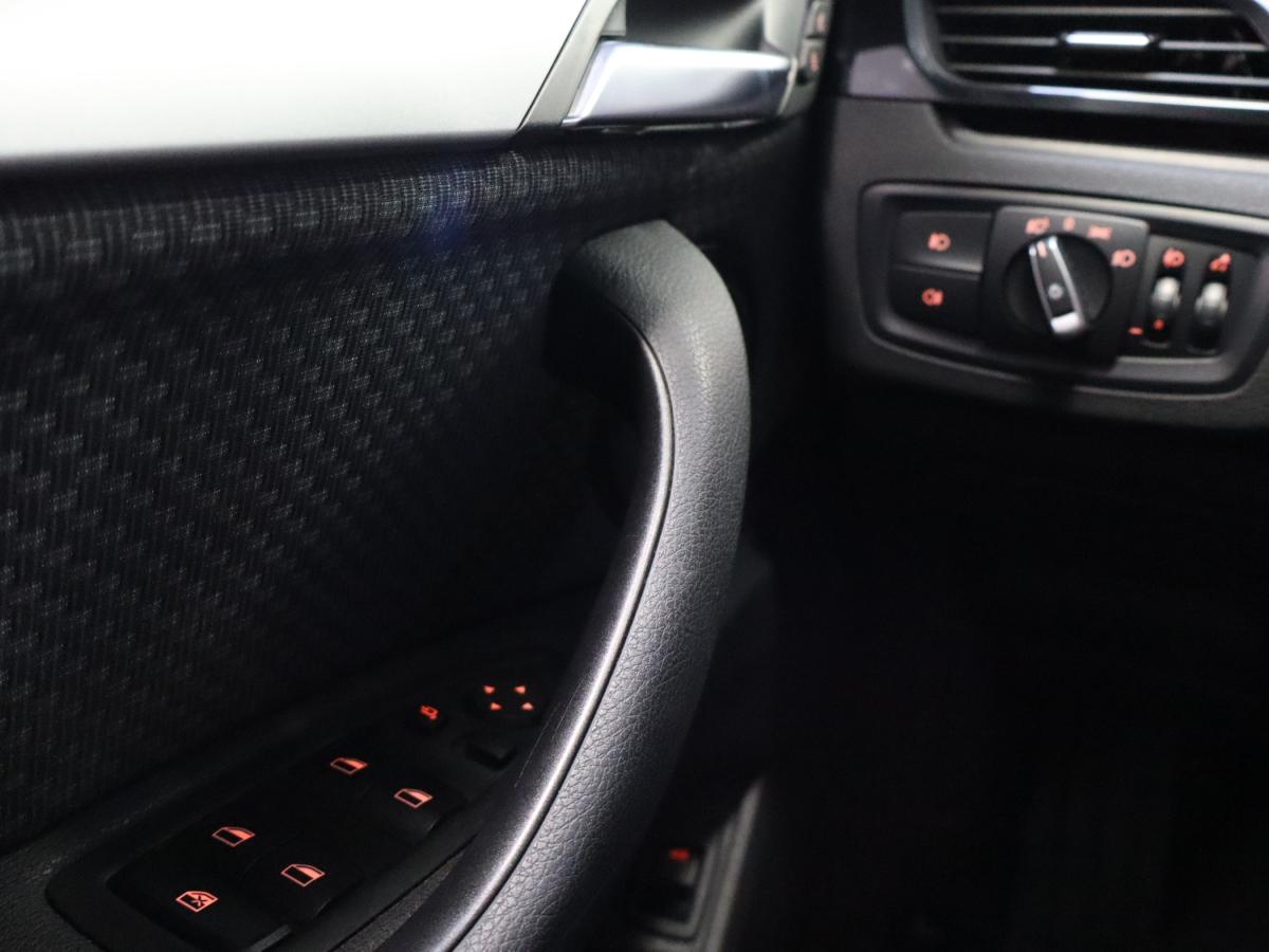 bmw-x1-2021-hibrido-a-gasolina-1499cc