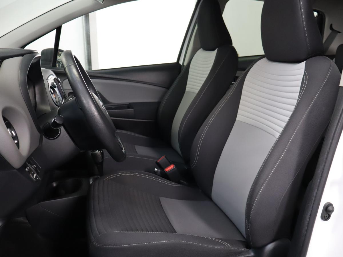 toyota-yaris-2020-hibrido-a-gasolina-1497cc