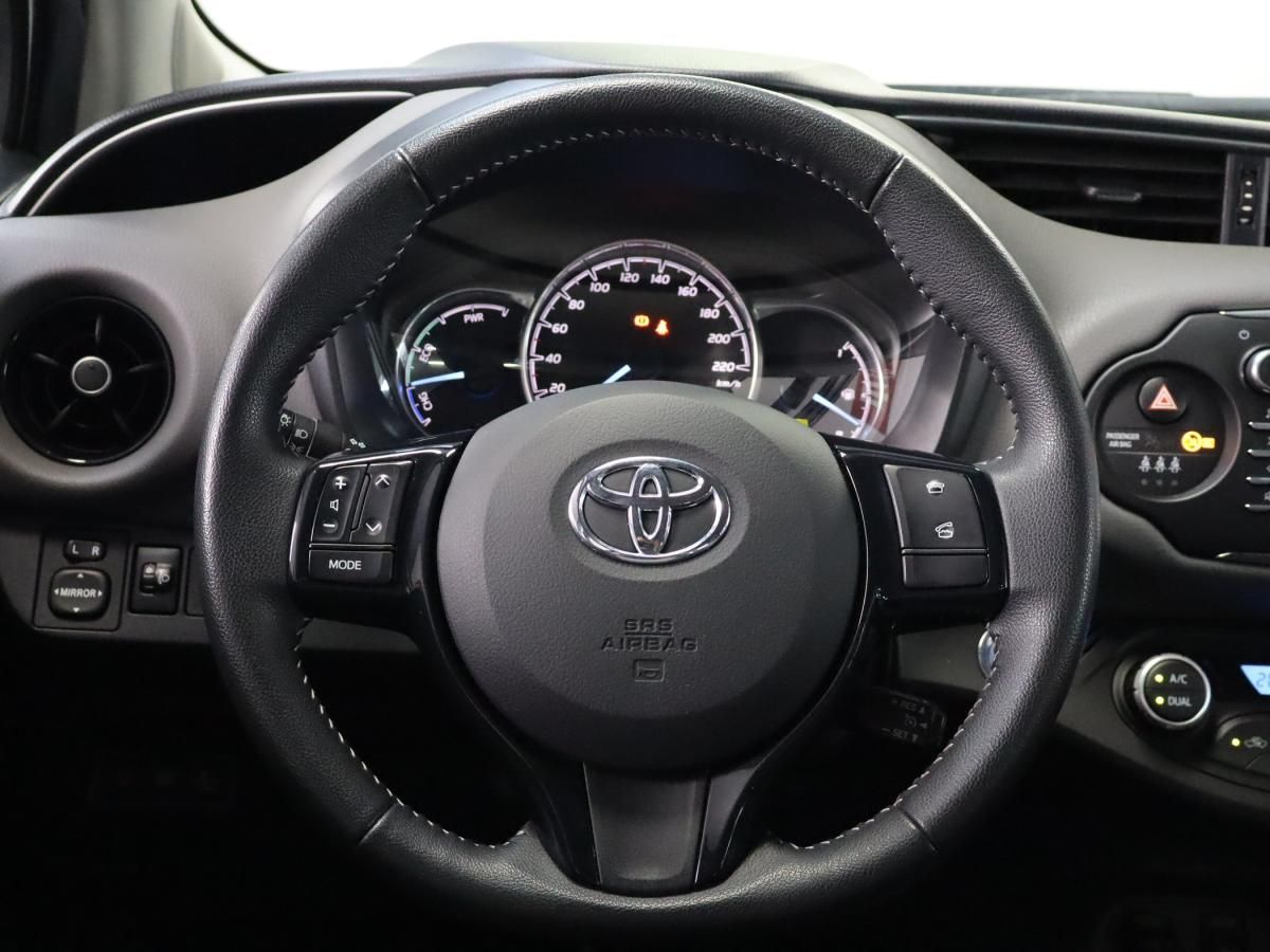 toyota-yaris-2020-hibrido-a-gasolina-1497cc
