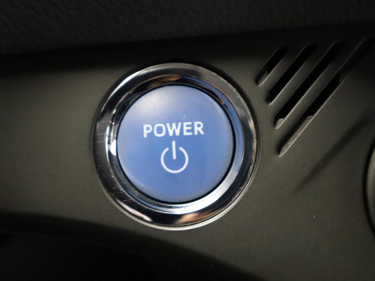 toyota-yaris-2020-hibrido-a-gasolina-1497cc