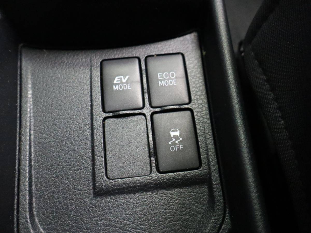 toyota-yaris-2020-hibrido-a-gasolina-1497cc