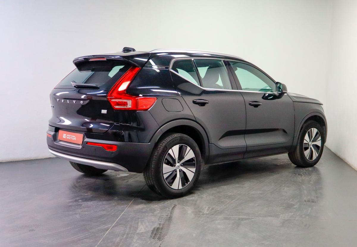 volvo-xc40-2023-hibrido-a-gasolina-1477cc