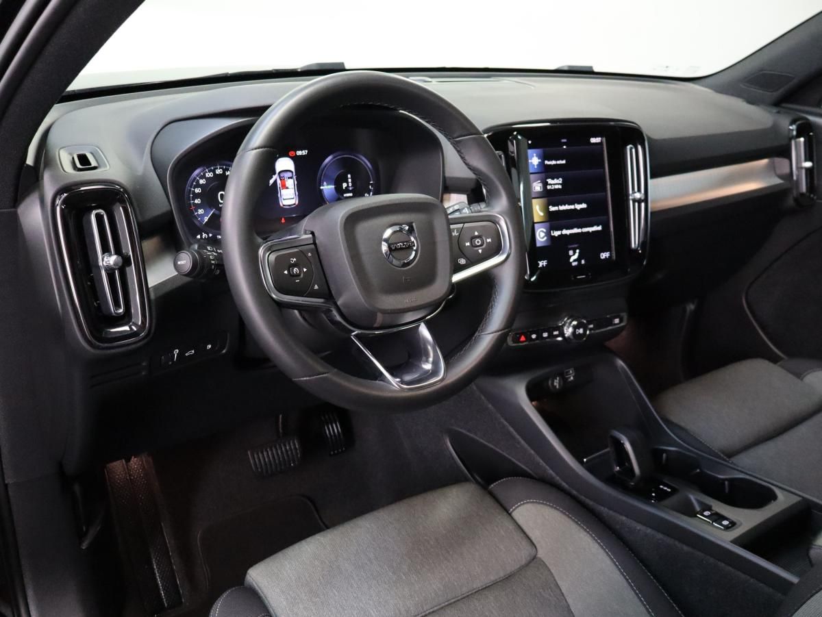 volvo-xc40-2023-hibrido-a-gasolina-1477cc