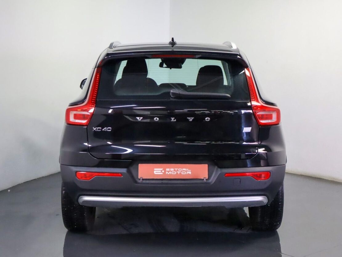 volvo-xc40-2023-hibrido-a-gasolina-1477cc