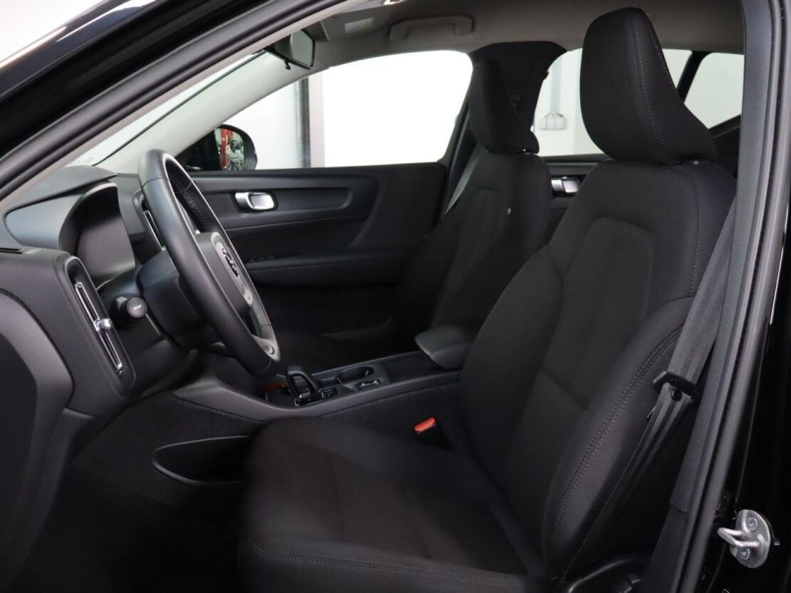 volvo-xc40-2023-hibrido-a-gasolina-1477cc