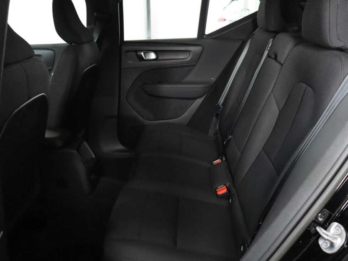 volvo-xc40-2023-hibrido-a-gasolina-1477cc