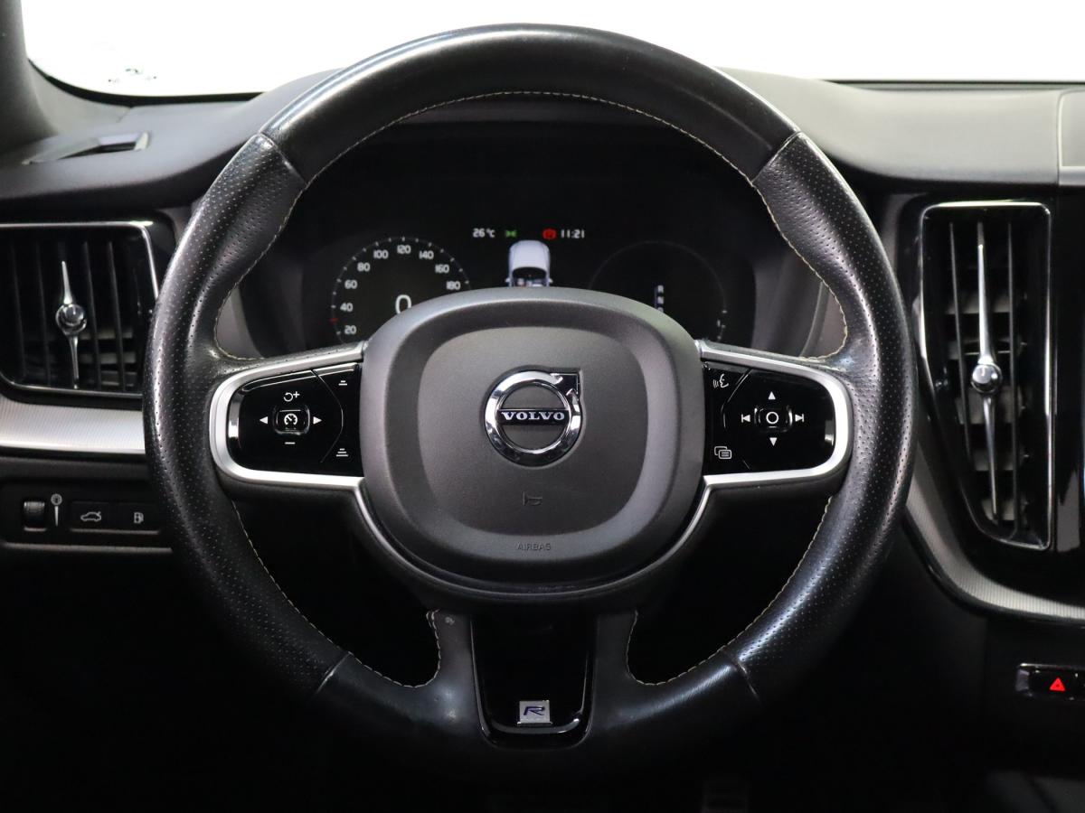 volvo-xc60-2018-hibrido-a-gasolina-1969cc