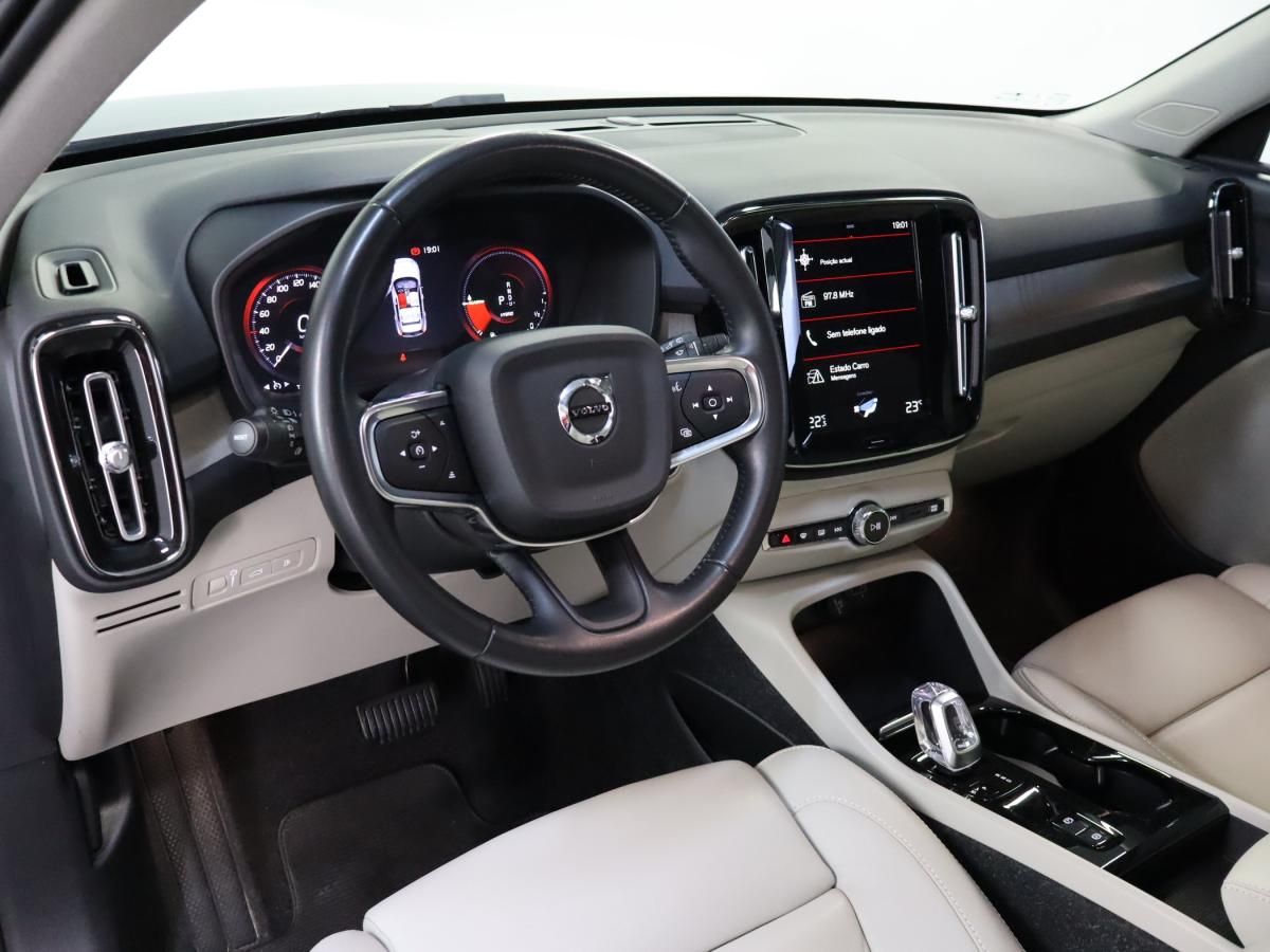 volvo-xc40-2021-hibrido-a-gasolina-1477cc