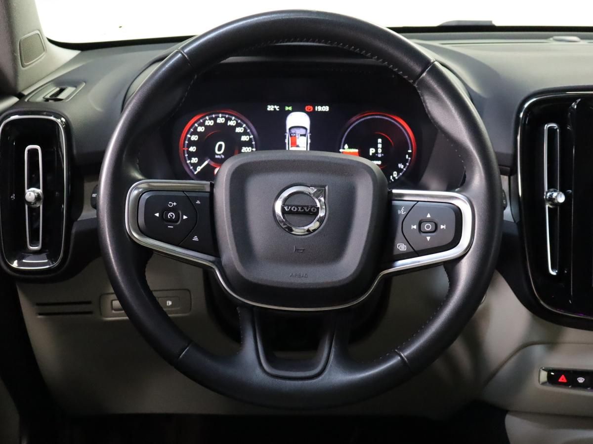 volvo-xc40-2021-hibrido-a-gasolina-1477cc