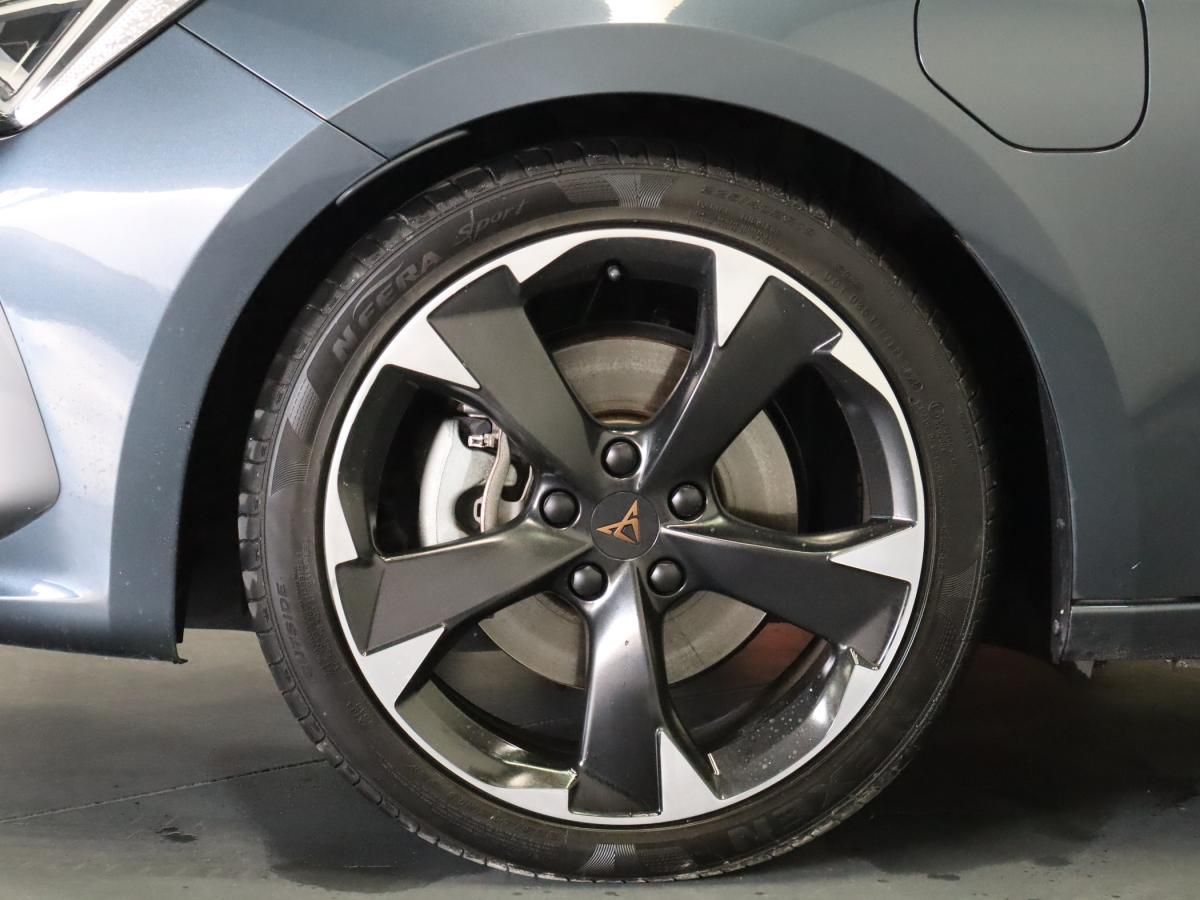 cupra-leon-2023-hibrido-a-gasolina-1395cc