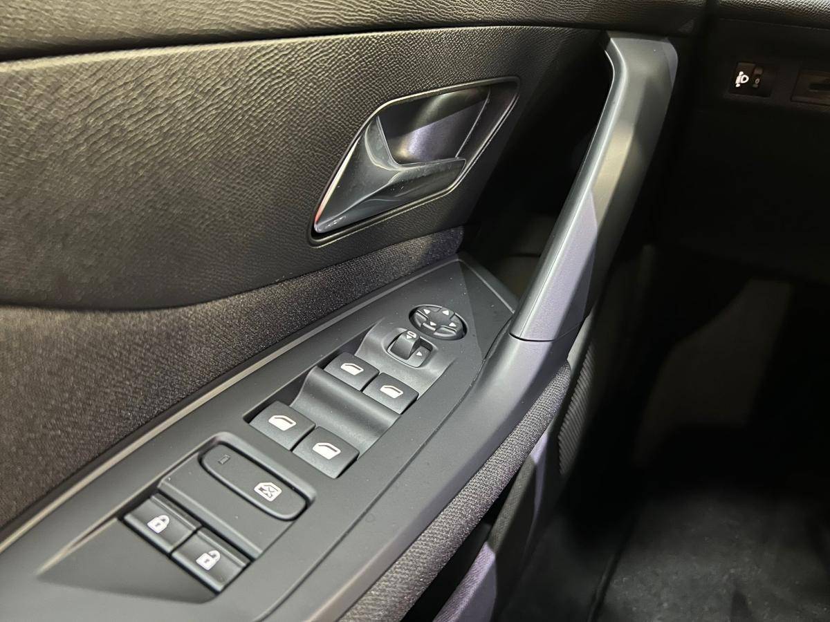 peugeot-308-sw-2024-diesel-1499cc
