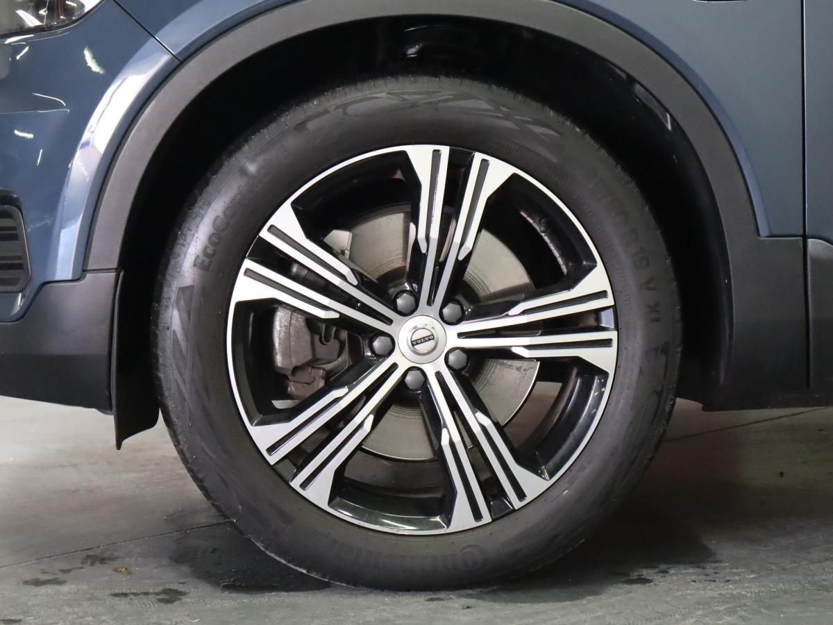 volvo-xc40-2022-hibrido-a-gasolina-1477cc