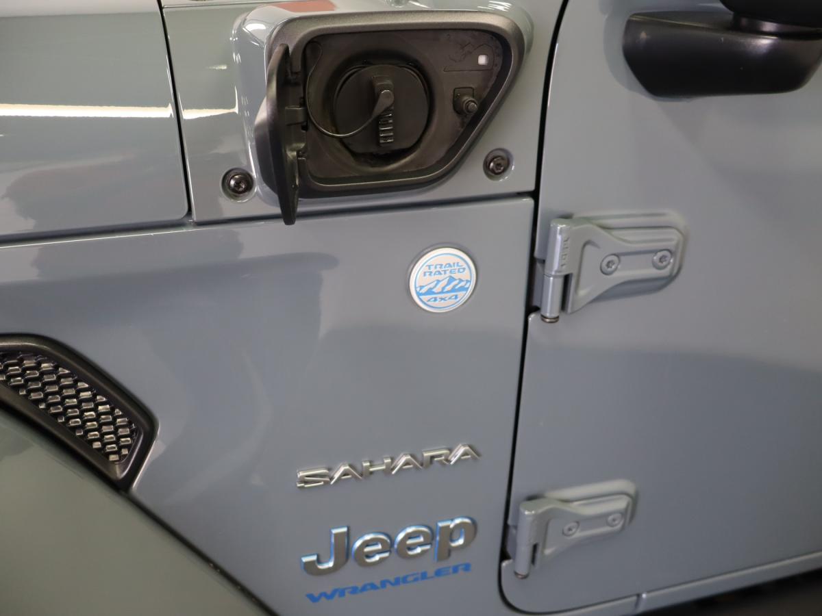 jeep-wrangler-2025-hibrido-a-gasolina-1995cc