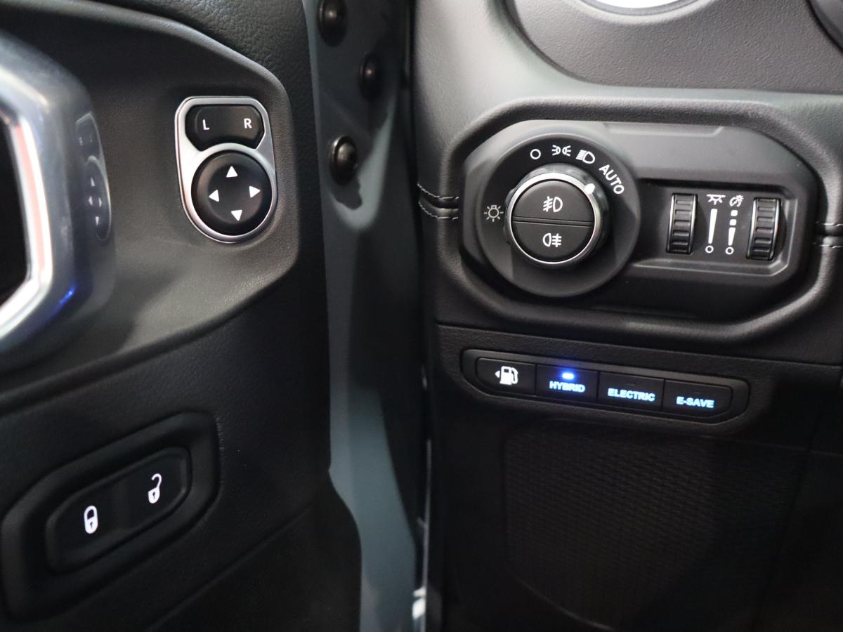 jeep-wrangler-2025-hibrido-a-gasolina-1995cc