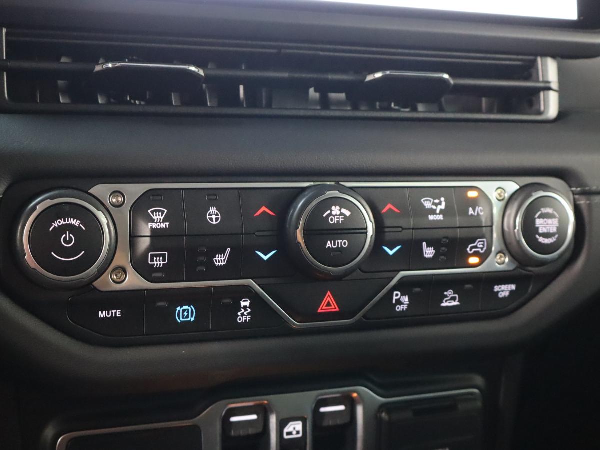 jeep-wrangler-2025-hibrido-a-gasolina-1995cc