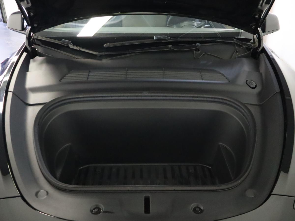 tesla-model-y-2023-eletrico-500cc