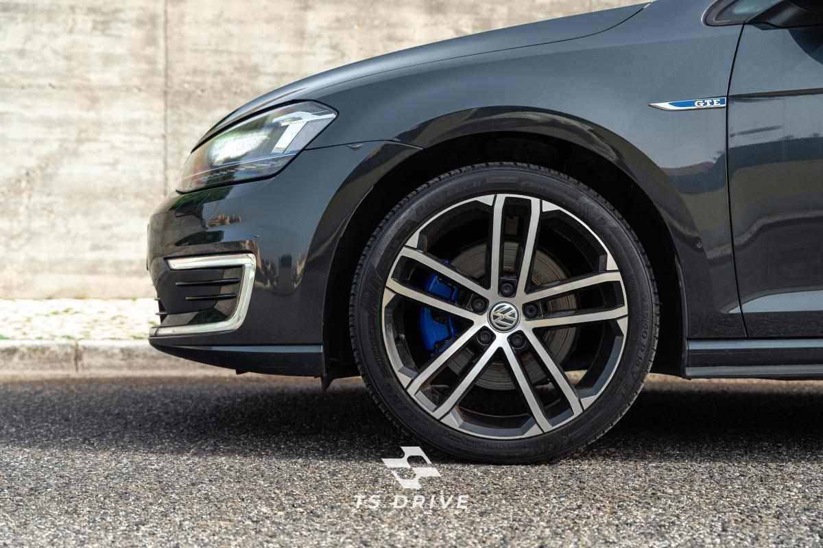 volkswagen-golf-vii-1-4-tsi-phev-2015-hibrido-1400cc