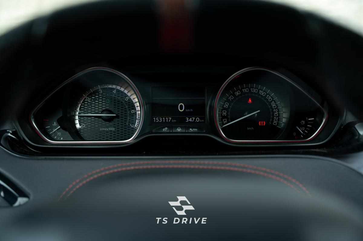 peugeot-208-gti-2014-gasolina-1598cc