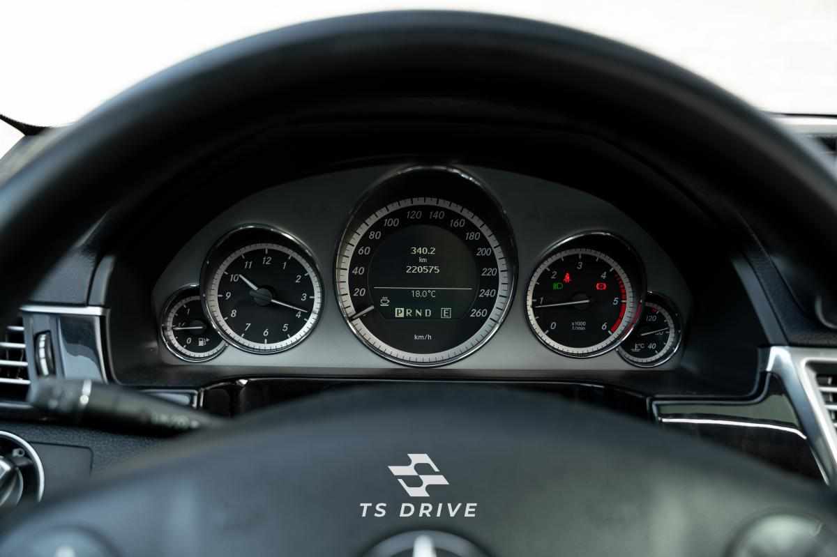 mercedes-benz-classe-e-e-250-cdi-blueefficiency-2010-diesel-2143cc