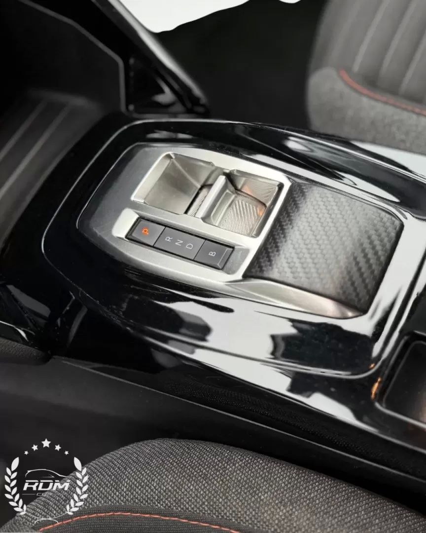 peugeot-e-208-2023-eletrico-0cc