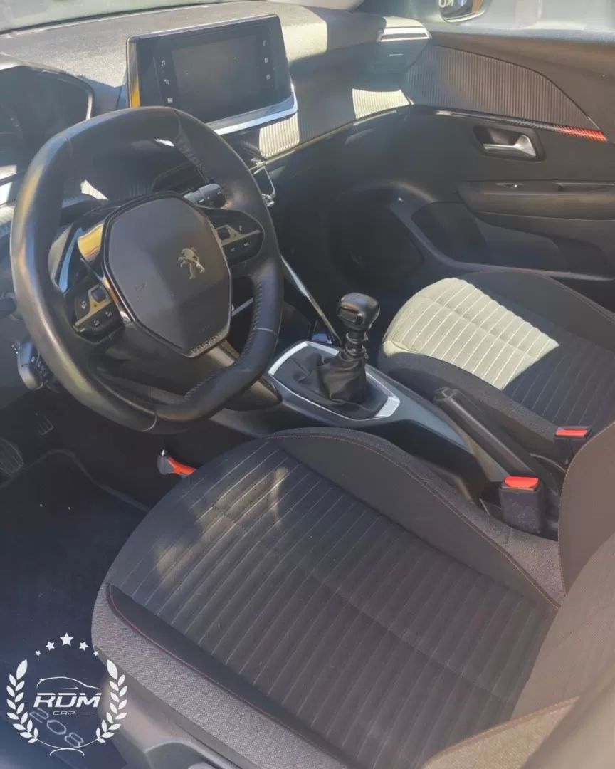 peugeot-208-2021-diesel-1499cc