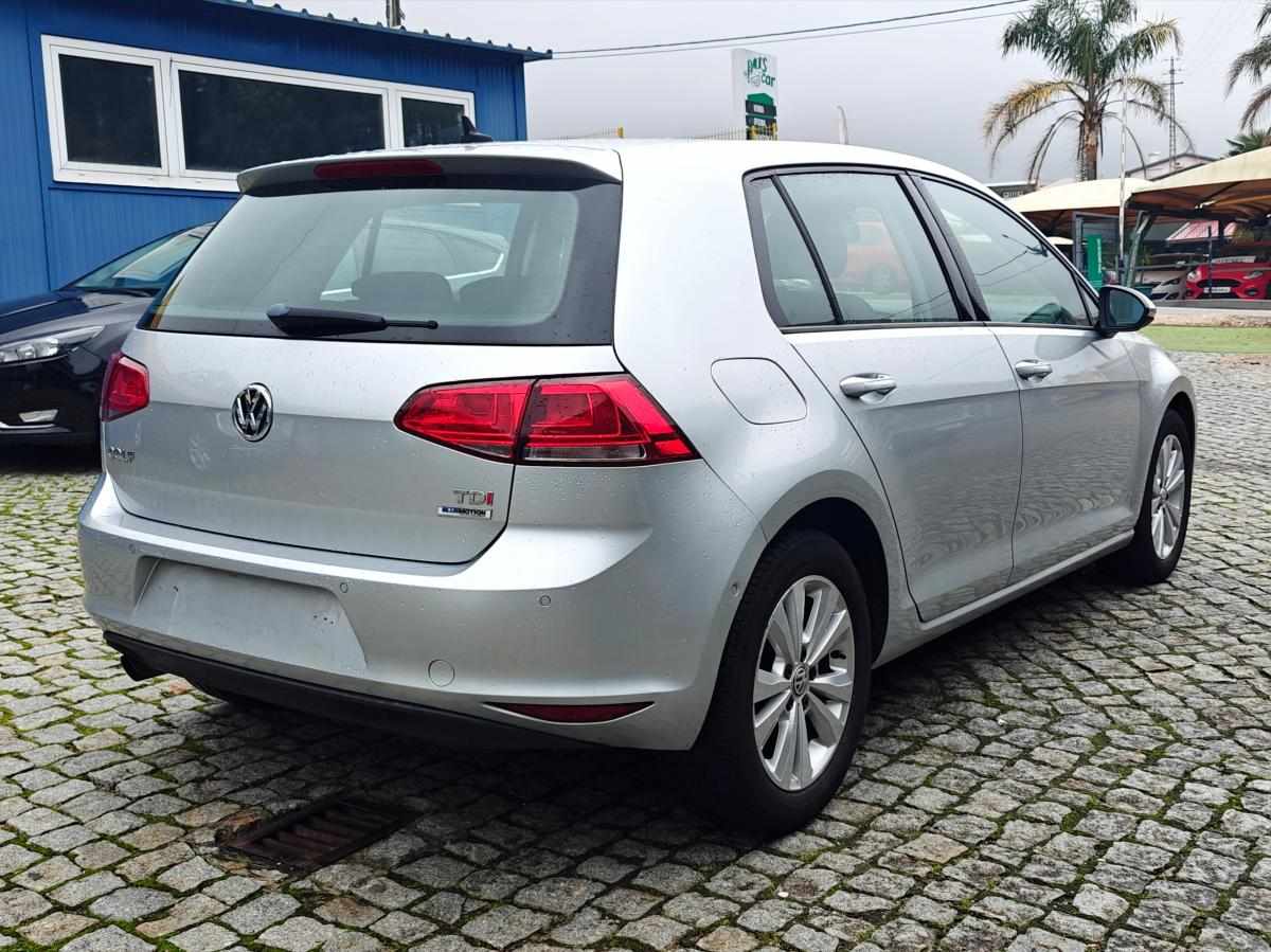 volkswagen-golf-1-6-tdi-bluemotion-2016-diesel-1598cc