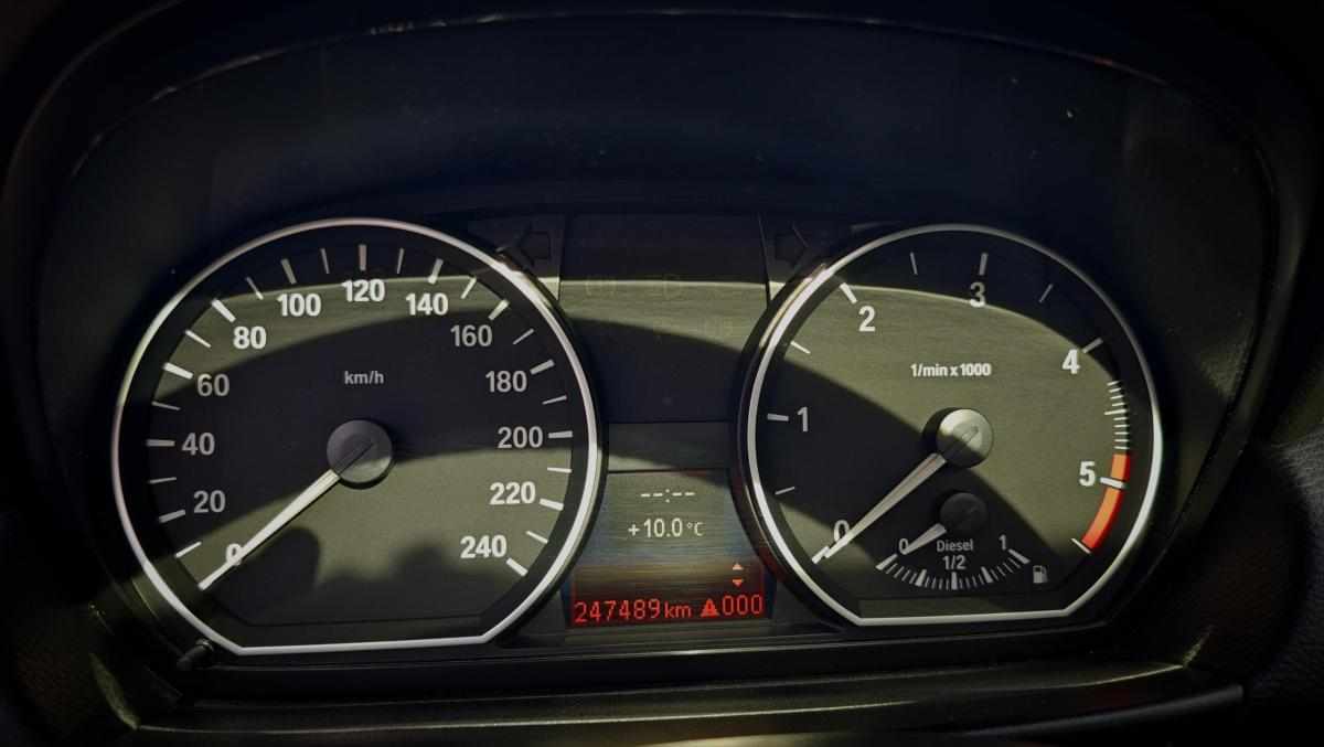 bmw-serie-1-118d-2008-diesel-1995cc